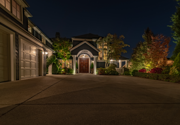 Meydenbauer Bay - Front entrance