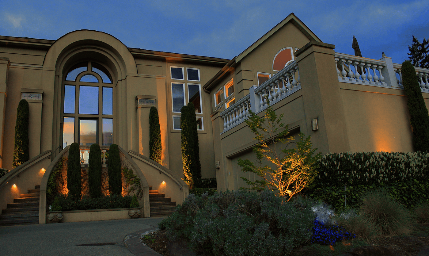 Groveland Estate- stairs going to the entrance