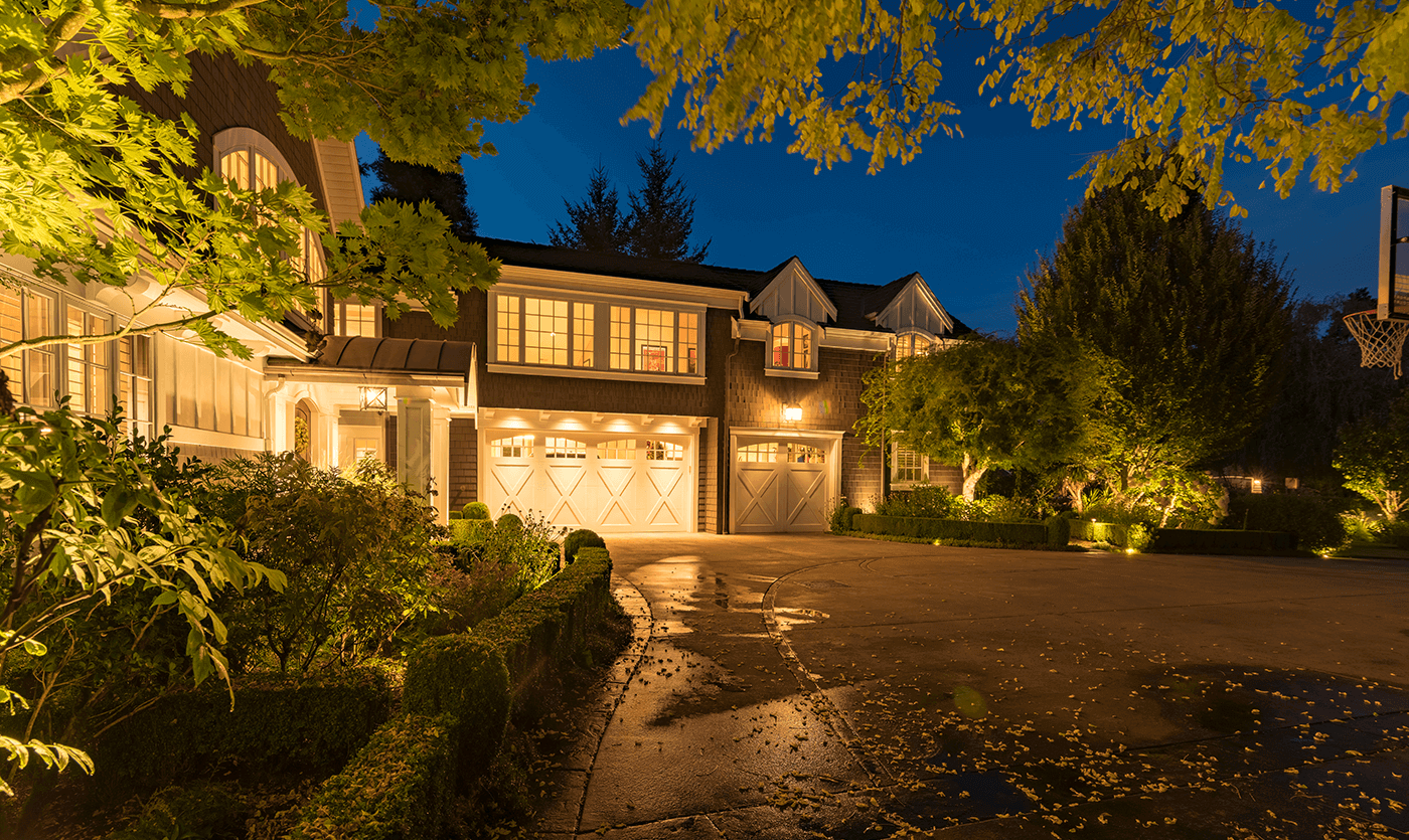 Medina Home- garage gate