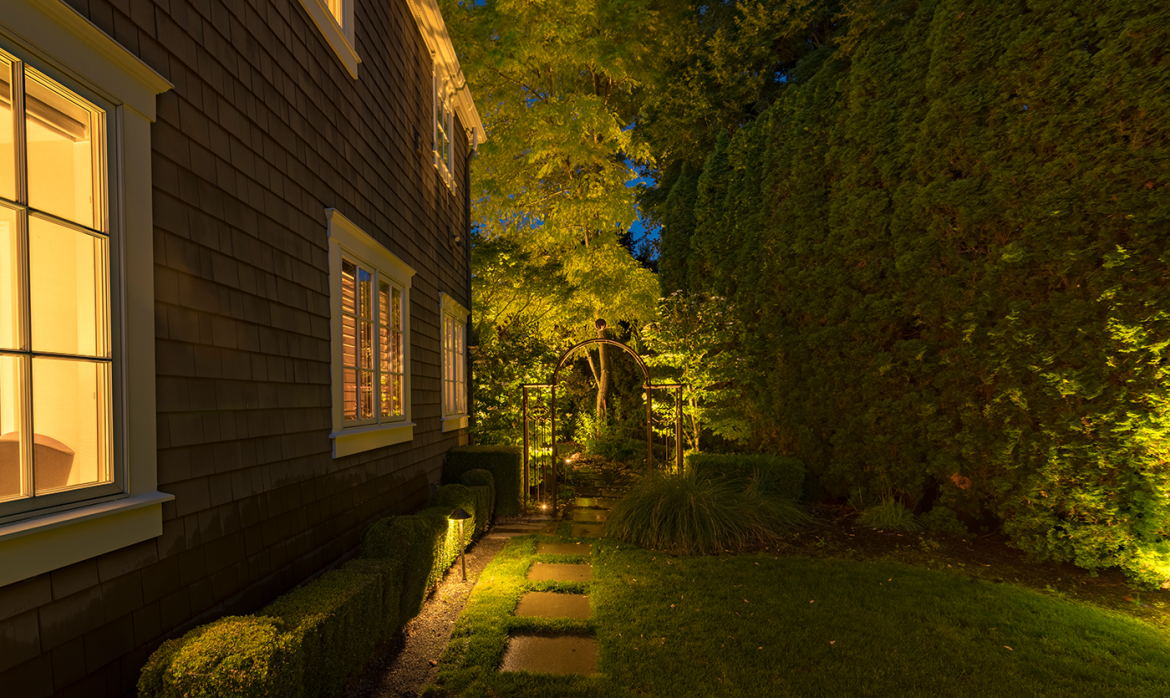 Medina Home- Alleyway on the side of the house