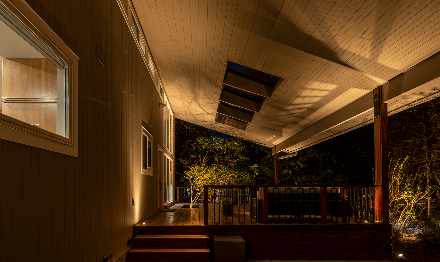 Mercer Island Mid-Center-steps to terrace