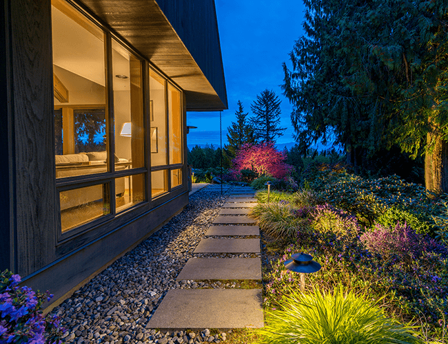 Snohomish Residence- side path