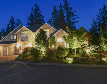 Tuscany Woodinville-driveway