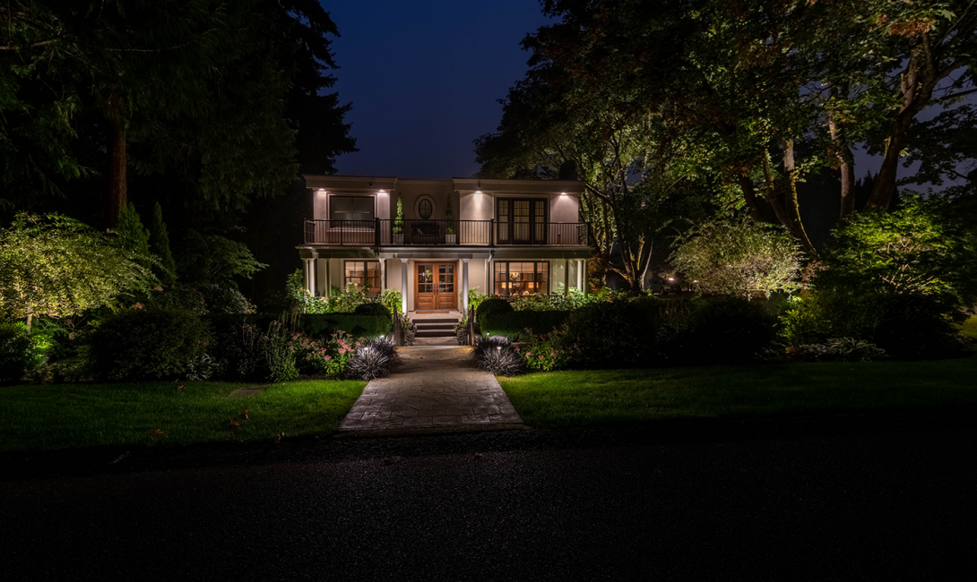 Overlake Country Club- Passageway going to entrance door