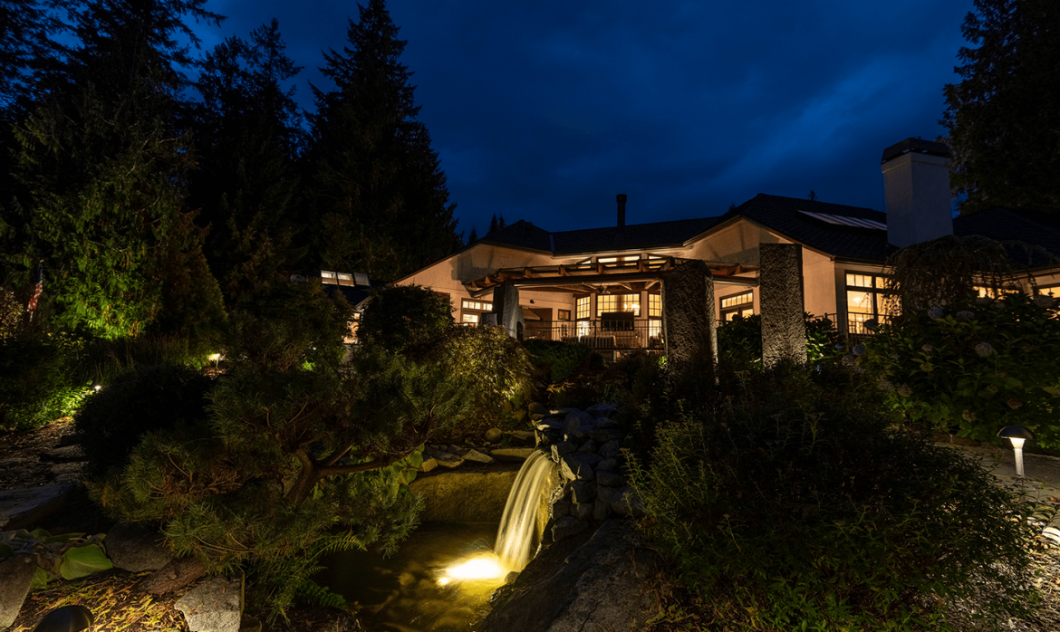 Carnation Home- falls design front view