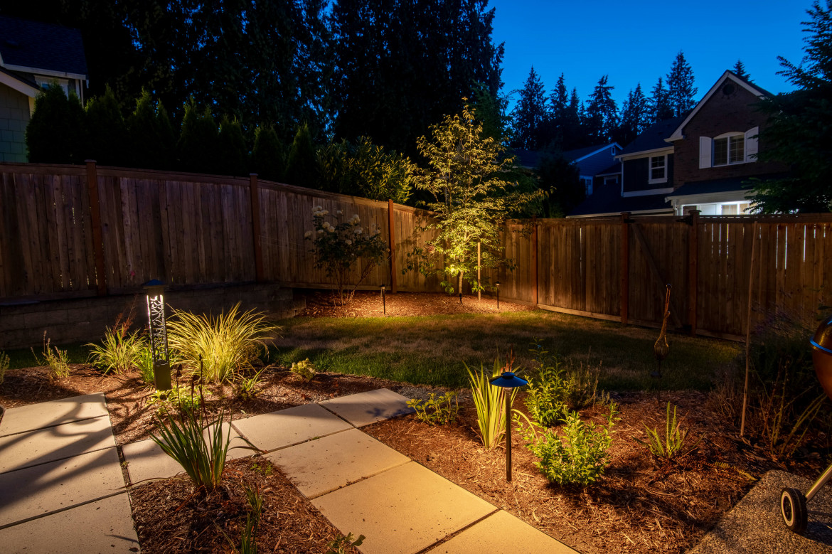 Northwest Outdoor Lighting installs led lights for Kirkland home.