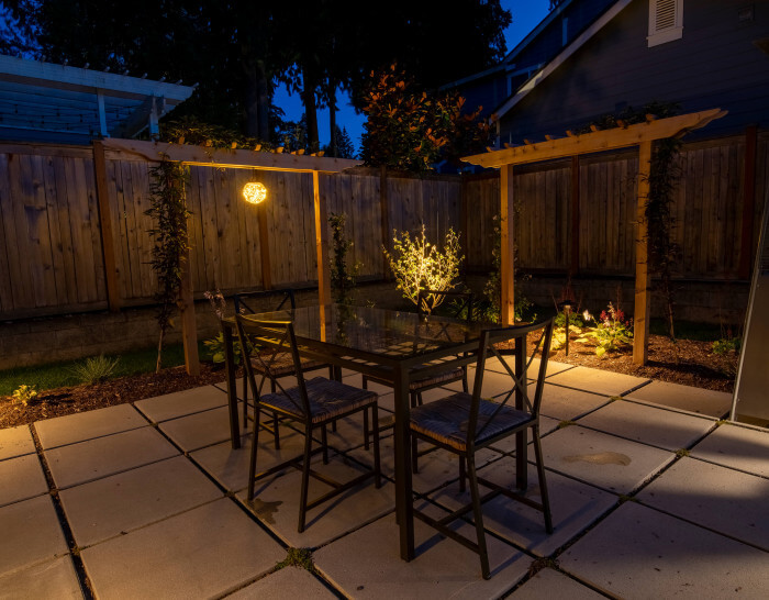 Northwest Outdoor Lighting installs led lights for Kirkland home.