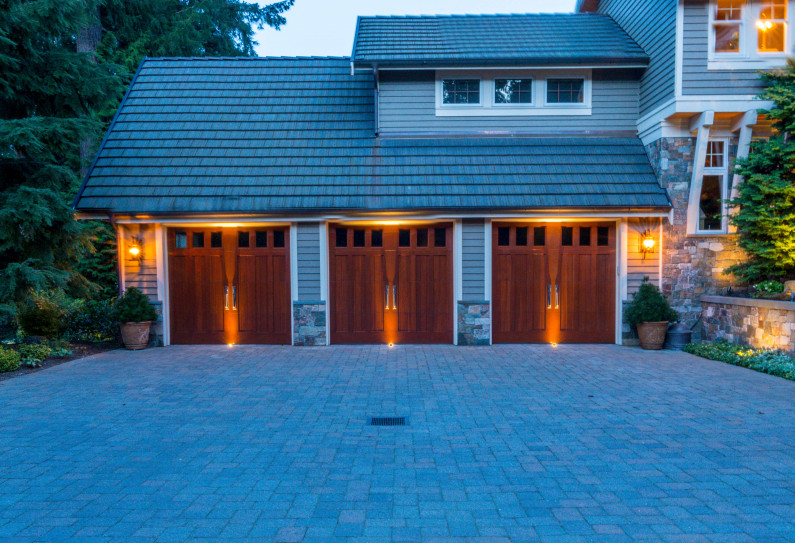 Chapman-86261 garage